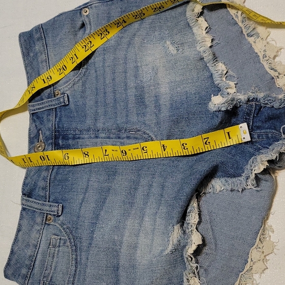 Just USA light wash denim shorts size extra small - Picture 3 of 7